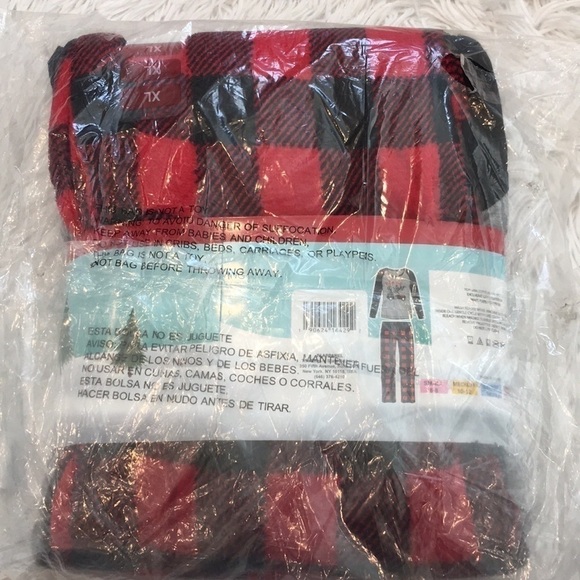 HOLIDAY FAMJAMS Women's Family Pajama 2-Piece Set In Grey and Red size XL - Picture 5 of 7